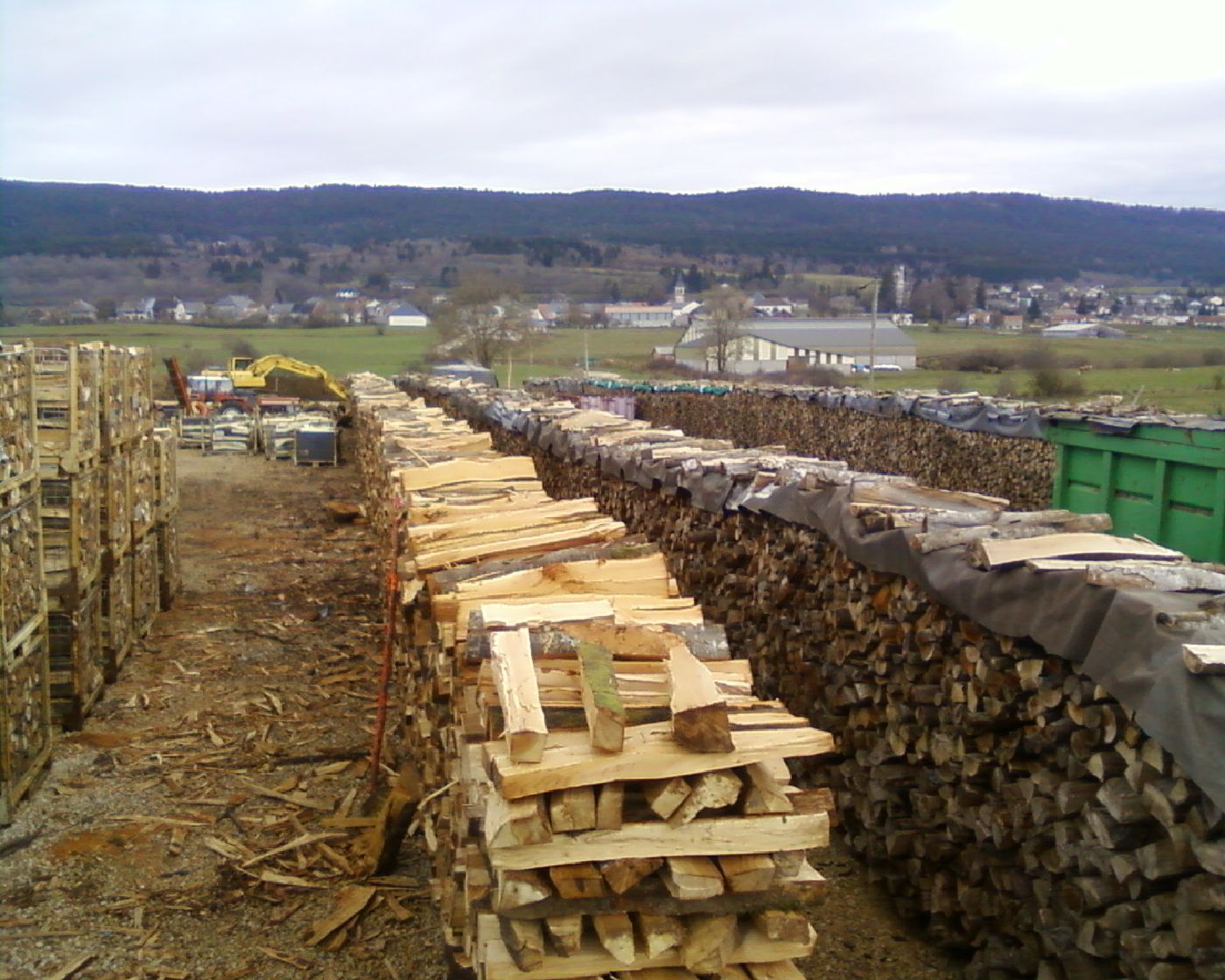 Bois de chauffage en vrac – Bûche de 50 cm ( 1 stère ) – Stère bois
